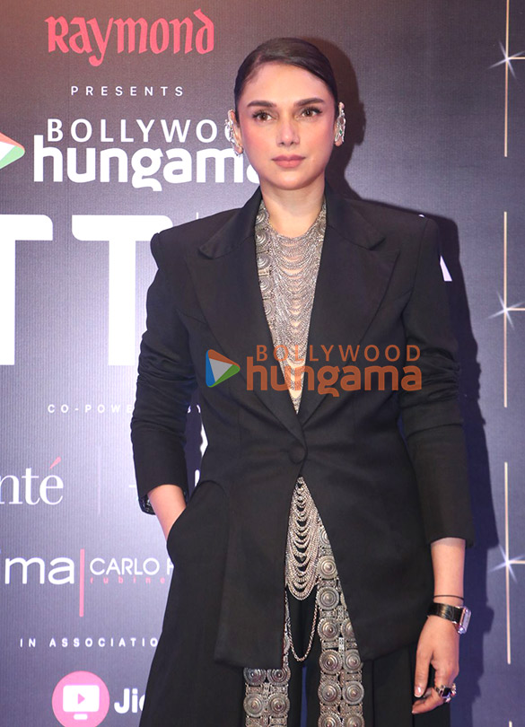 photos kriti sanon ameesha patel ahaan panday aneet padda elnaaz norouzi sanjeeda sheikh and others grace the red carpet and awards ceremony of bollywood hungama ott india fest 2025 12452 14 photos kriti sanon ameesha patel ahaan panday aneet padda elnaaz norouzi sanjeeda sheikh and others grace the red carpet and awards ceremony of bollywood hungama ott india fest 2025 12452 14