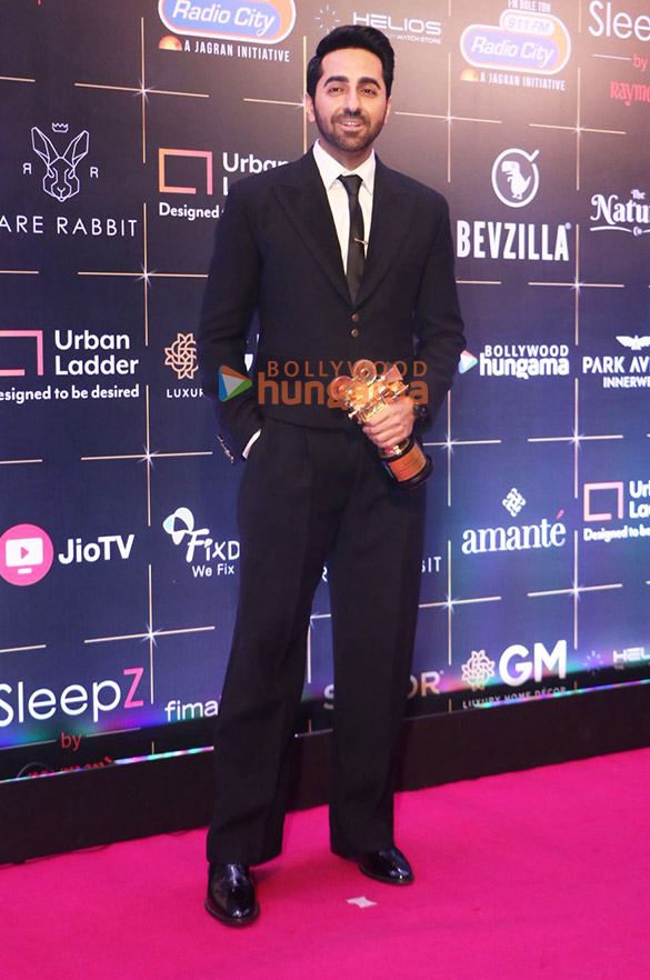 photos kriti sanon ameesha patel ahaan panday aneet padda vicky kaushal rakul preet singh and others grace the red carpet and 5 photos kriti sanon ameesha patel ahaan panday aneet padda vicky kaushal rakul preet singh and others grace the red carpet and 5