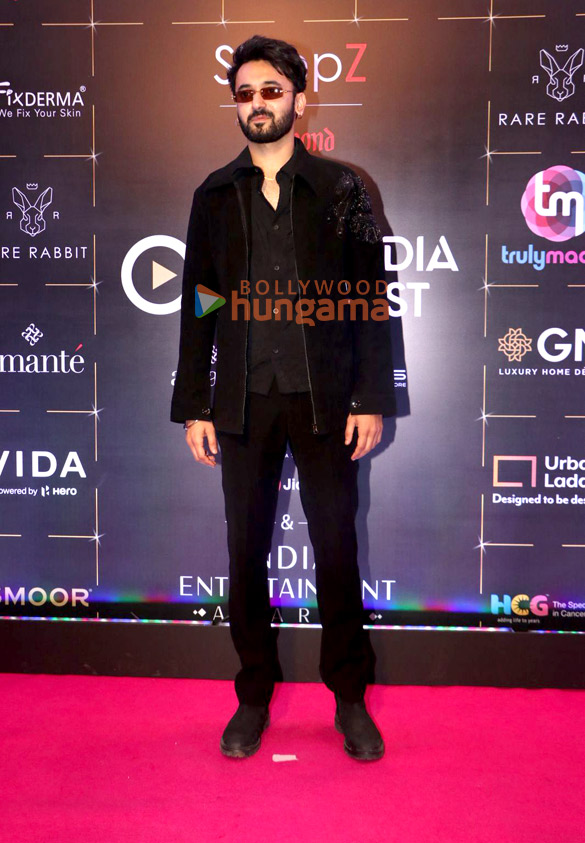 photos kriti sanon sanjeeda sheikh and others grace the red carpet and awards ceremony of bollywood hungama ott india fest 2025 1034 3 photos kriti sanon sanjeeda sheikh and others grace the red carpet and awards ceremony of bollywood hungama ott india fest 2025 1034 3