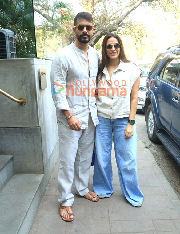Photos: Neha Dhupia and Angad Bedi snapped in Bandra Photos: Neha Dhupia and Angad Bedi snapped in Bandra