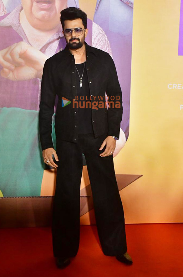 photos prajakta koli maniesh paul kunal khemu soha ali khan and others grace the premiere of single papa 16