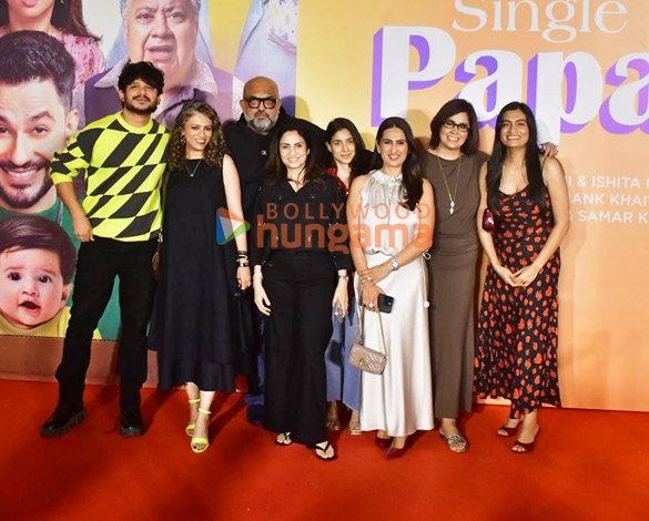 photos prajakta koli maniesh paul kunal khemu soha ali khan and others grace the premiere of single papa 18