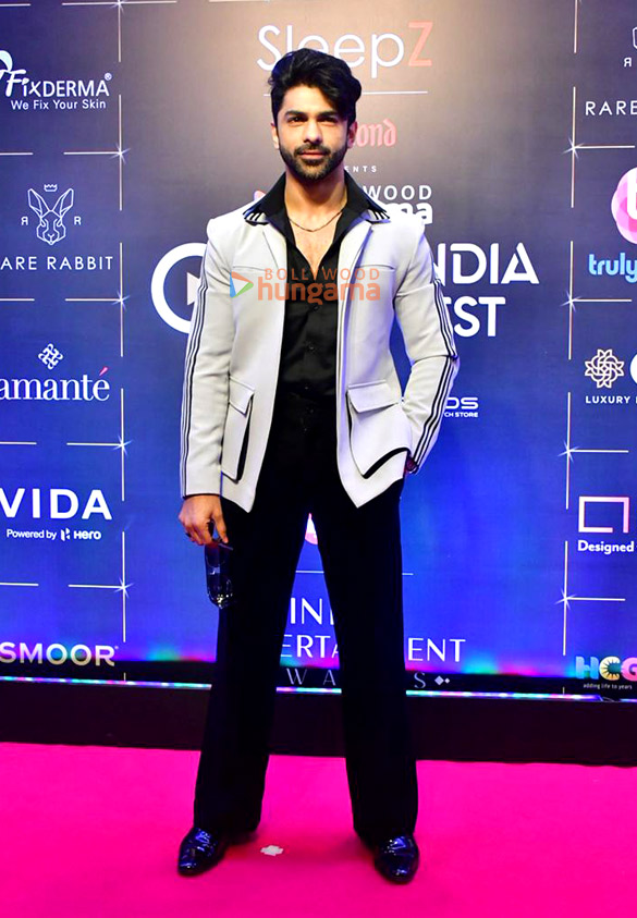 photos rajat bedi sana makbul anupriya goenka and others snapped at the bollywood hungama ott india fest day 2 5