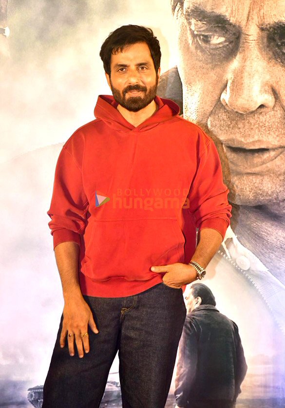 photos salman khan sunny deol bobby deol and others attend special screening of ikkis 4