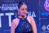 Preeti Jhangiani graces the Bollywood Hungama OTT Awards with timeless elegance