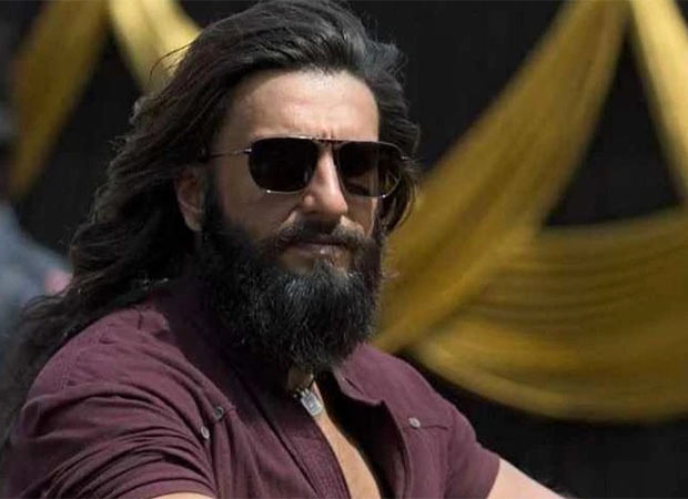 REVEALED: Dhurandhar's first half is 2 hours and 4 minutes long; overseas delivery delayed; first day early shows might be affected in Australia, New Zealand, Fiji