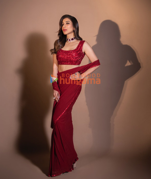 sophie choudry 191225 8