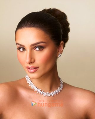 Tara Sutaria Images, HD Wallpapers, and Photos - Bollywood Hungama