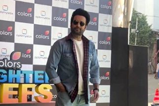 Vivian Dsena slays in his denim on denim look