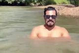 Randeep Hooda enjoying nature