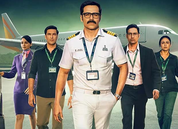 एक्सक्लूसिव: एकावली खन्ना ने इक्कीस और टास्करी को मिली सकारात्मक प्रतिक्रिया और जयदीप अहलावत के ओएमजी पल को देखा जब धर्मेंद्र ने उन्हें 'सोना मुंडा' कहा था: "मैं पूरे दिन जयदीप को चिढ़ाती रही... धरम जी बच्चों जैसे थे। जब लोग उसकी तारीफ करते थे, खासकर महिलाएं तो वह शरमा जाता था"