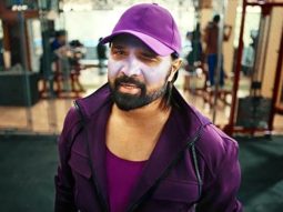 Himesh Reshammiya reinvents his iconic dialogue for Foxtale campaign, watch!