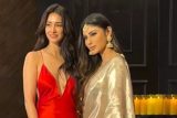 Most good looking besties duo for sure! Mouni Roy & Disha Patani