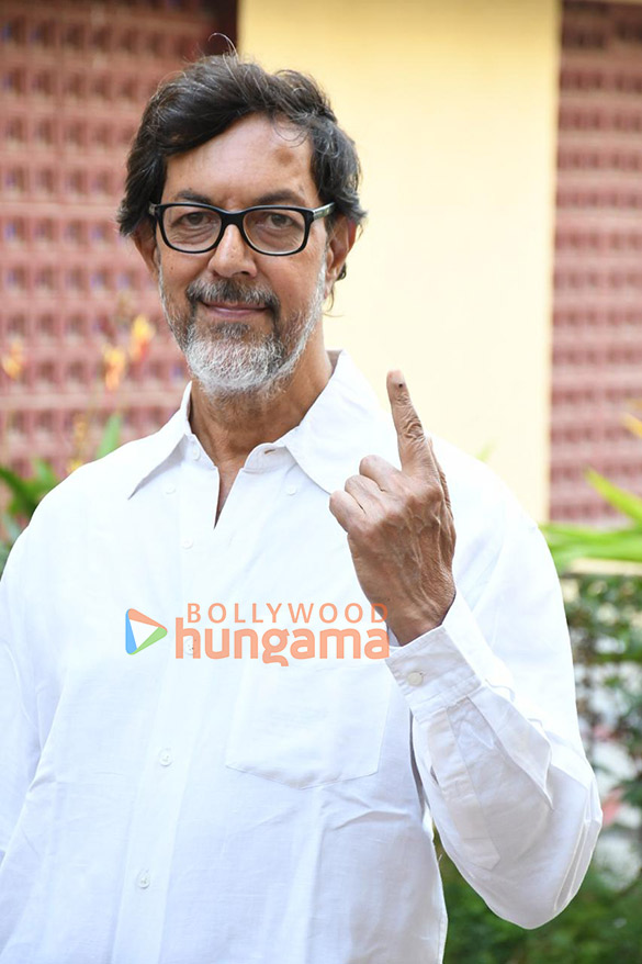 photos aamir khan john abraham suniel shetty junaid khan and others snapped outside voting booth in bandra 226 1