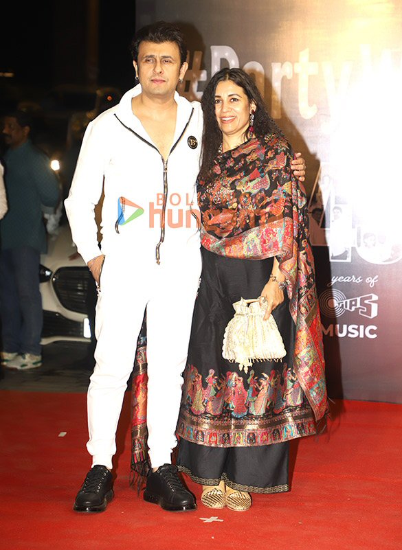 photos aamir khan shilpa shetty raashii khanna and others snapped at tips event and ramesh tauranis birthday 24