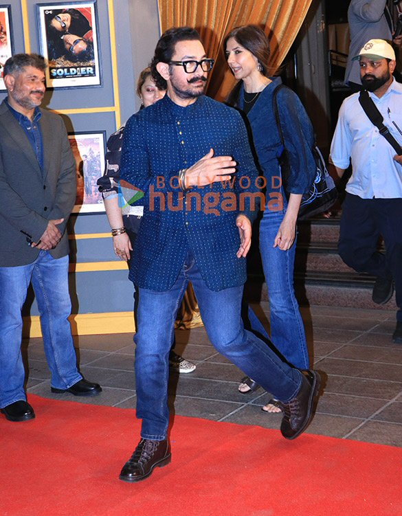 photos aamir khan shilpa shetty raashii khanna and others snapped at tips event and ramesh tauranis birthday 34