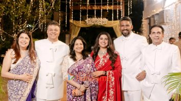 Photos: Ranjeet, Jaaved Jaaferi, Madhur Bhandarkar, Sanjeev Kapoor, Ashish Chowdhry and others snapped at the annual Parsi Bhonu hosted by economist Shivdutt Das
