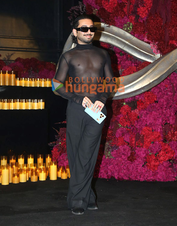 photos salman khan kriti sanon disha patani mouni roy and others attend nupur sanon stebin bens wedding reception 5 4