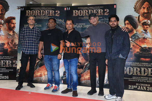 photos sunny deol varun dhawan bhushan kumar and others grace the success bash of border 2 11152 3