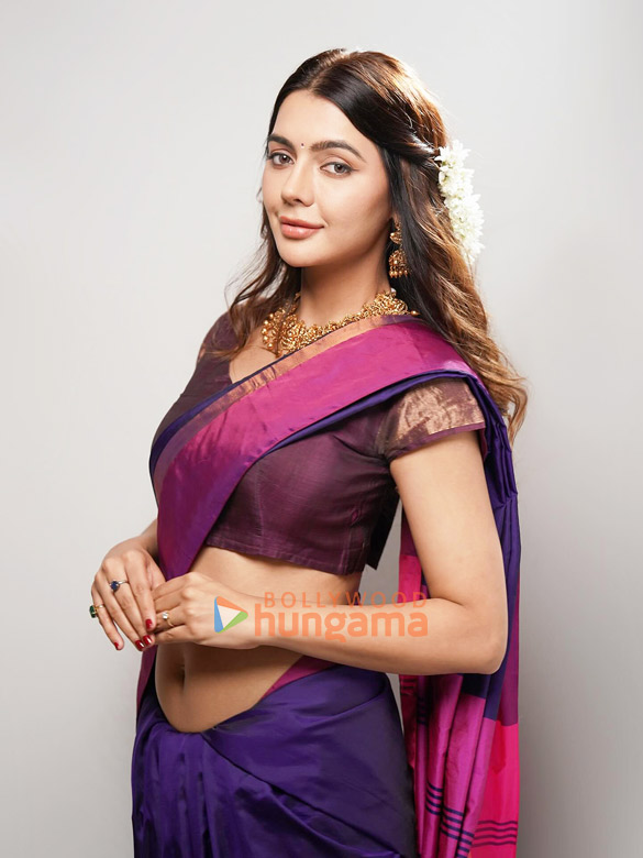 ruhi singh 987 9