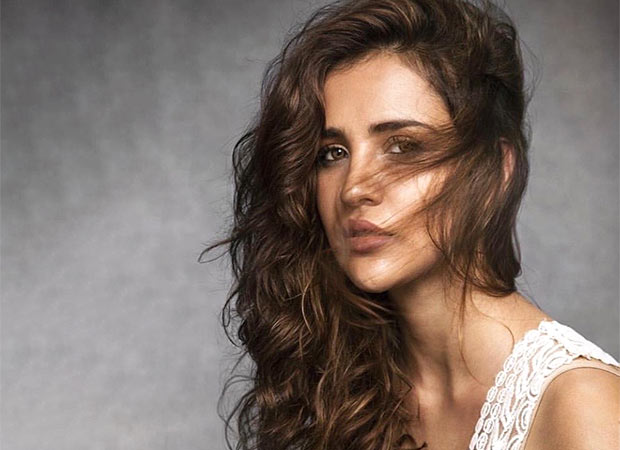 Aisha Sharma announces debut book with Penguin Random House India on social media; see post
