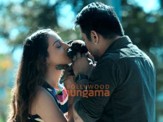 Na Jaane Kaun Aa Gaya