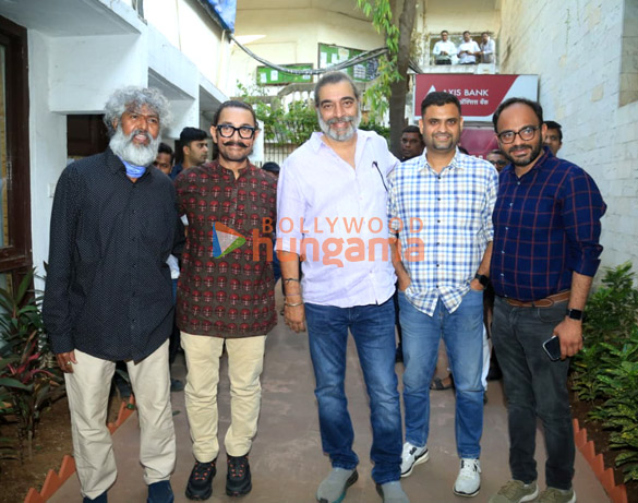 photos aamir khan snapped at mumbai press club 5