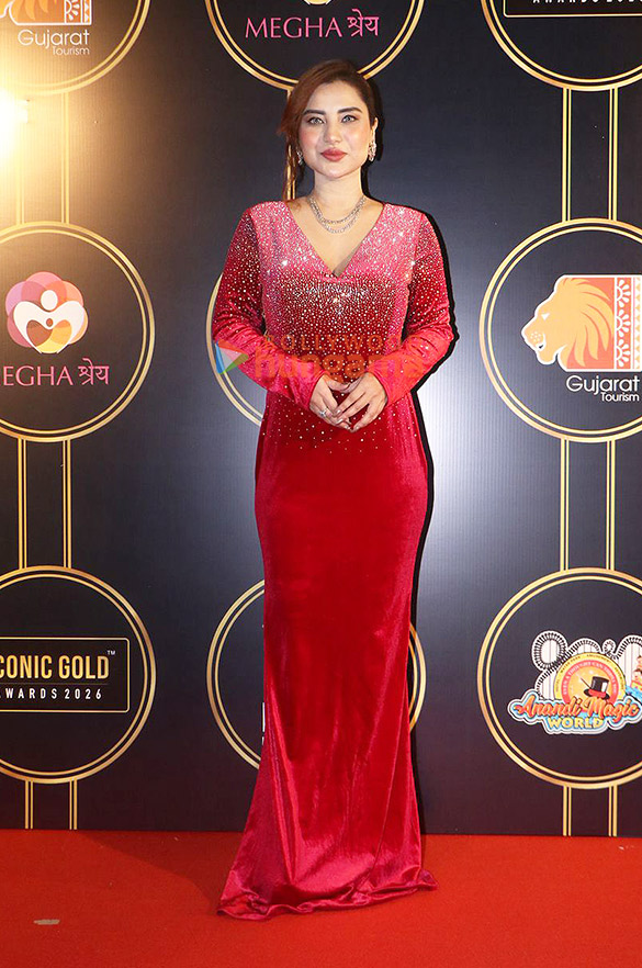 photos alaya f ishaan khatter sahher bambba mona singh sajid nadiadwala and others grace the iconic gold awards 2026 12345 11