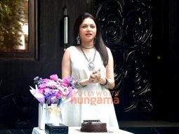 Photos: Bhagyashree snapped celebrating her birthday