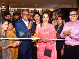 Photos: Hema Malini graces Shubham Motiwala’s jewellery store launch