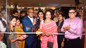 Photos: Hema Malini graces Shubham Motiwala’s jewellery store launch