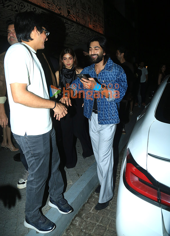 photos janhvi kapoor jacqueline fernandez badshah and others snapped at veer pahariyas birthday bash 18