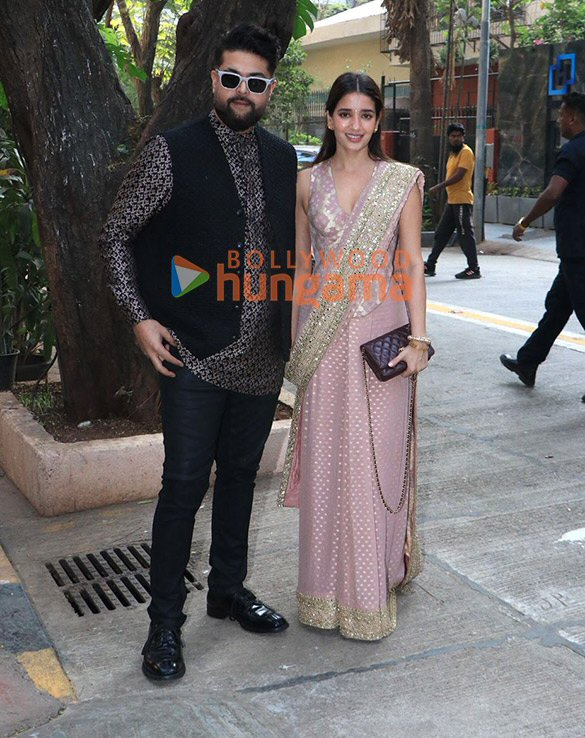photos kareena kapoor khan arjun kapoor khushi kapoor and others grace sonam kapoor ahujas baby shower ceremony 1 2
