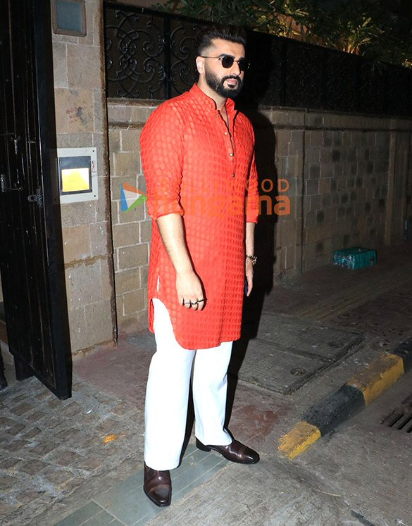 photos kareena kapoor khan arjun kapoor khushi kapoor and others grace sonam kapoor ahujas baby shower ceremony 22