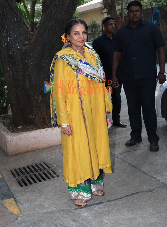 photos kareena kapoor khan arjun kapoor khushi kapoor and others grace sonam kapoor ahujas baby shower ceremony 8