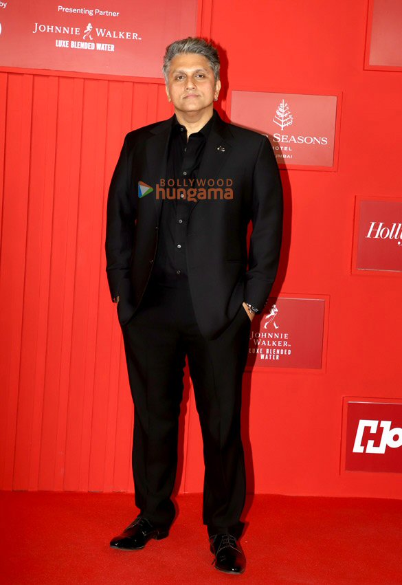photos kareena kapoor vicky kaushal karan johar and others grace the honours excellence awards 2026 16