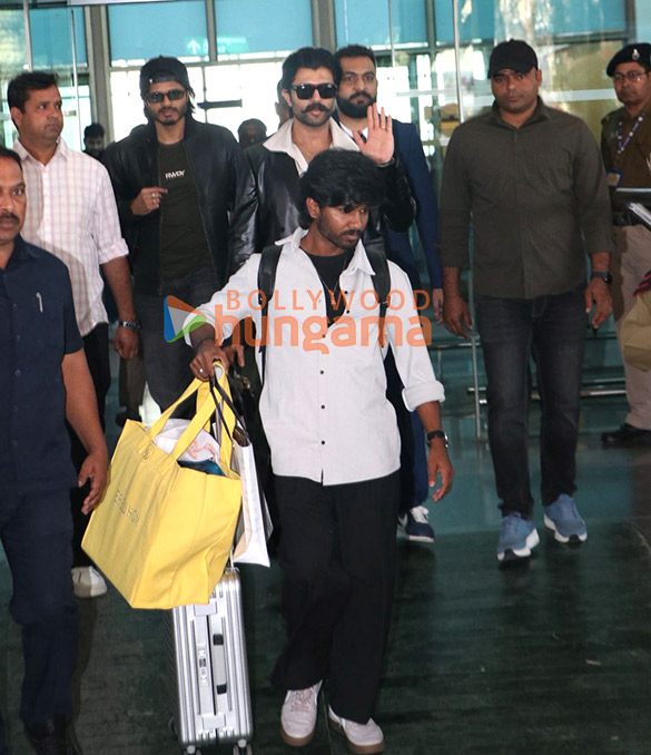 photos rashmika mandanna and vijay deverakonda spotted at udaipur airport 5