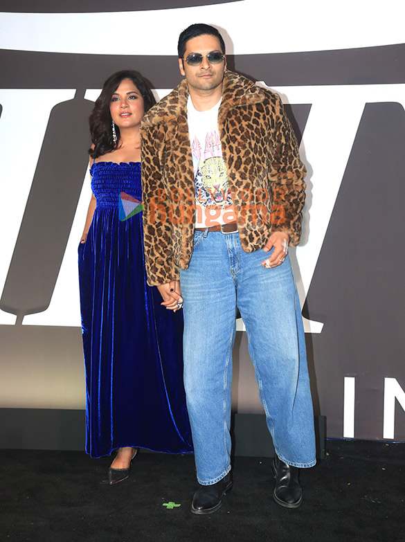 photos salman khan akshay kumar twinkle khanna nimrat kaur and others grace the launch of variety magazine 30
