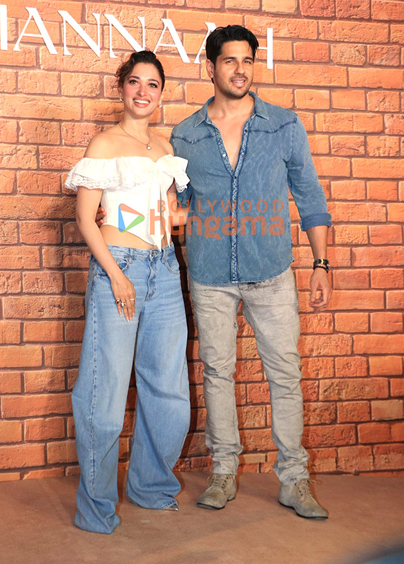 photos sidharth malhotra pooja hegde aryan khan mrunal thakur samantha ruth prabhu and others attended tamannaah bhatias jewellery store launch 2056 2