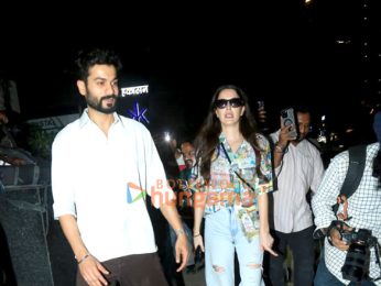 Photos: Sunny Kaushal and Isabelle Kaif snapped in Bandra Photos: Sunny Kaushal and Isabelle Kaif snapped in Bandra