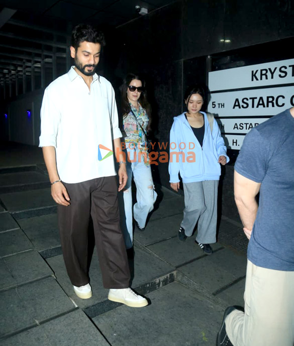 photos sunny kaushal and isabelle kaif snapped in bandra 4 2