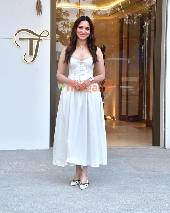 photos tamannaah bhatia snapped in juhu 6 10