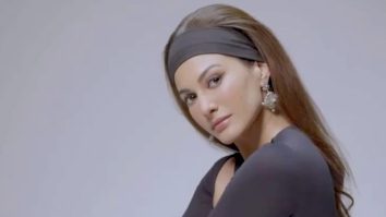 Amyra Dastur giving retro energy