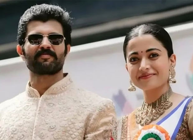 विजय देवरकोंडा-रश्मिका मंदाना की शादी: हल्दी सजावट में स्वप्निल गेंदा और गुलाब की पंखुड़ियों की सजावट है; अंदर की तस्वीरें