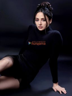 Zoya Afroz