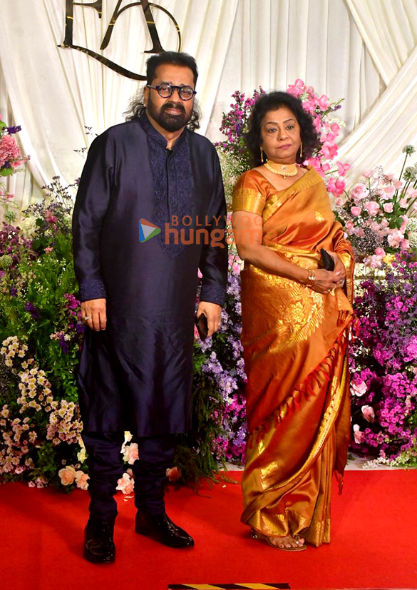 photos aamir khan anil kapoor rakesh roshan rani mukerji and others attend sooraj barjatyas daughter eesha barjatyas wedding 17