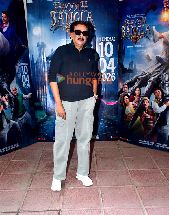 photos akshay kumar rajpal yadav priyadarshan snapped promoting their film bhooth bangla 2