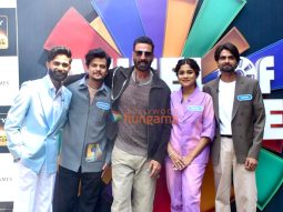 Photos: Akshay Kumar snapped with Laalo – Krishna Sada Sahaayate cast on Wheel of Fortune set