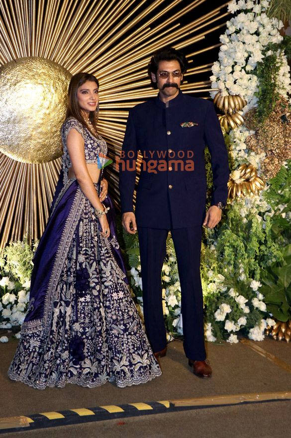 photos allu arjun mrunal thakur sreeleela kriti sanon and others attend vijay deverakonda rashmika mandannas wedding reception 11