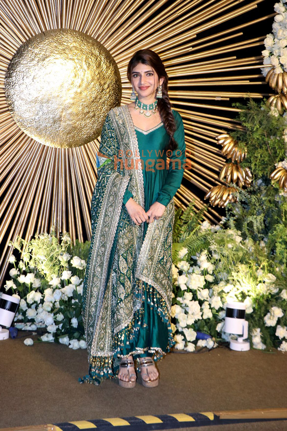 photos allu arjun mrunal thakur sreeleela kriti sanon and others attend vijay deverakonda rashmika mandannas wedding reception 3